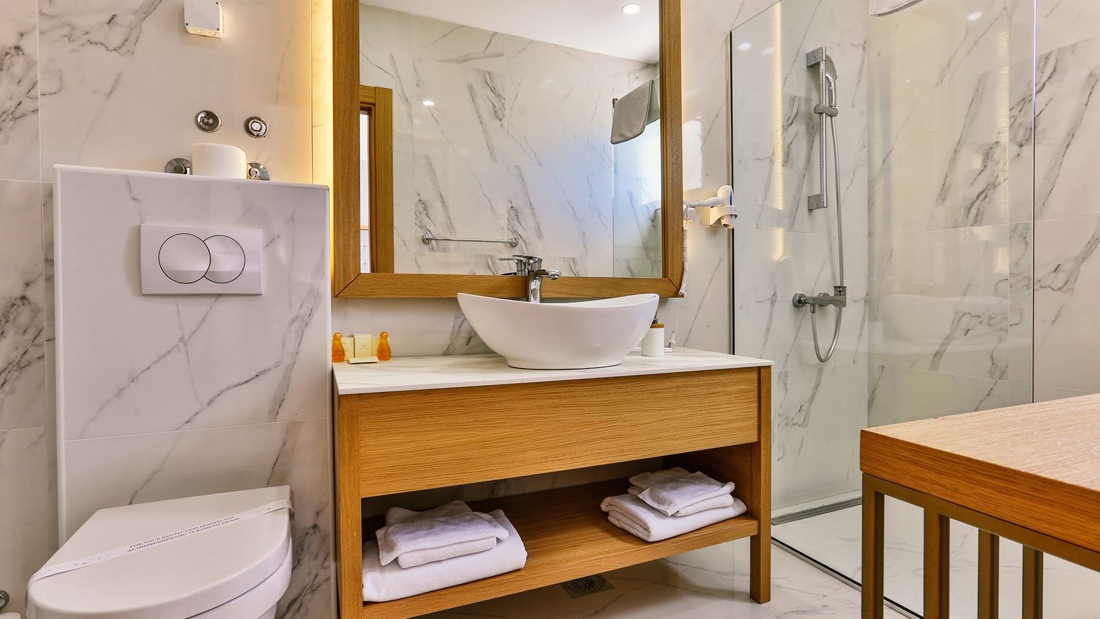 rooms-standard-double-room