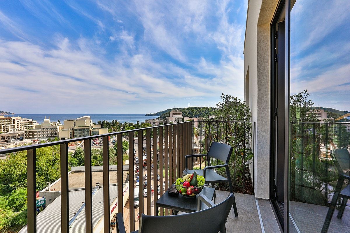 rooms-deluxe-room-sea-view