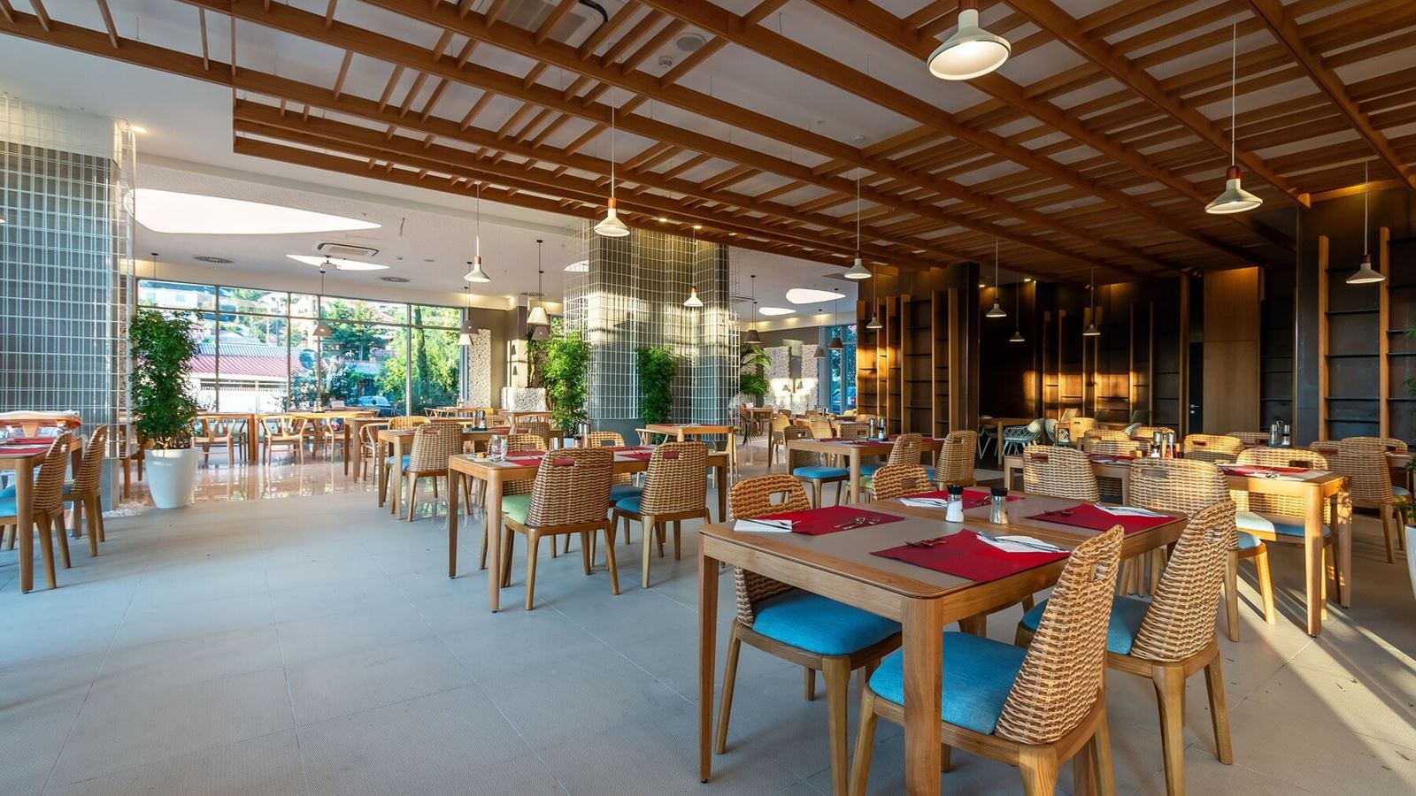 restaurants-main-restaurant