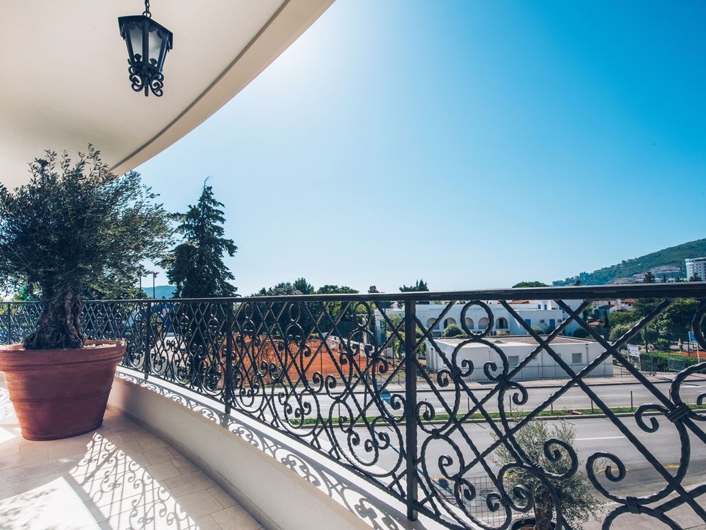 rooms-double-superior-room