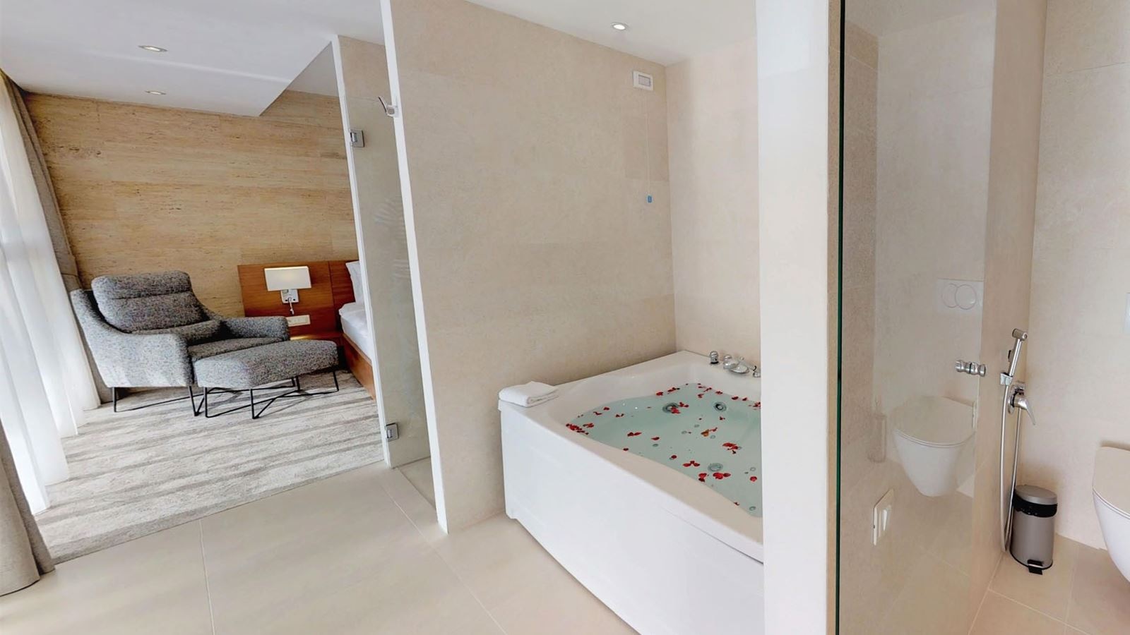 rooms-duplex-suite-sea-view-room