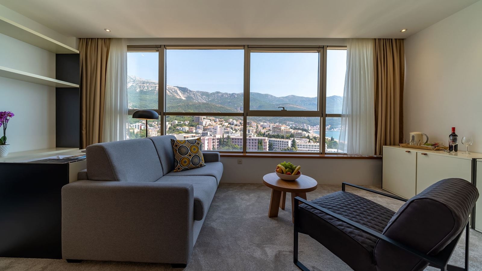 rooms-lux-suite-sea-view