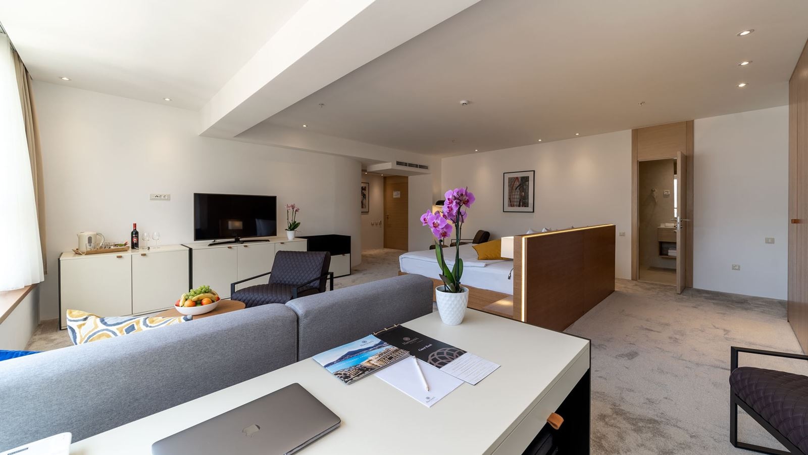 rooms-lux-suite-sea-view