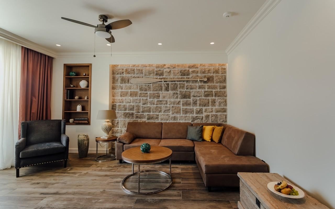 rooms-deluxe-suite-sea-view