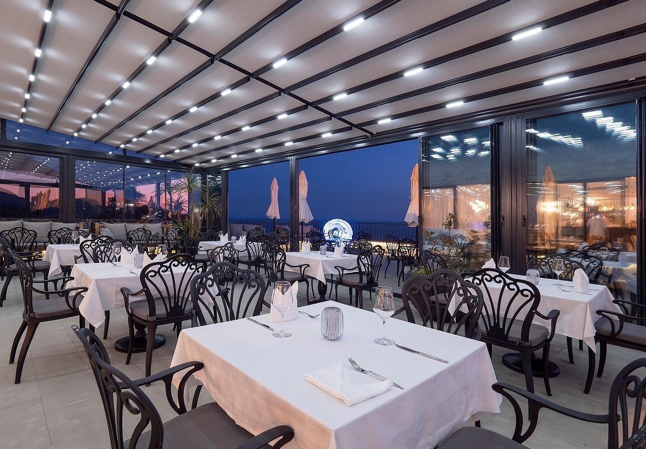 restaurants-restaurants