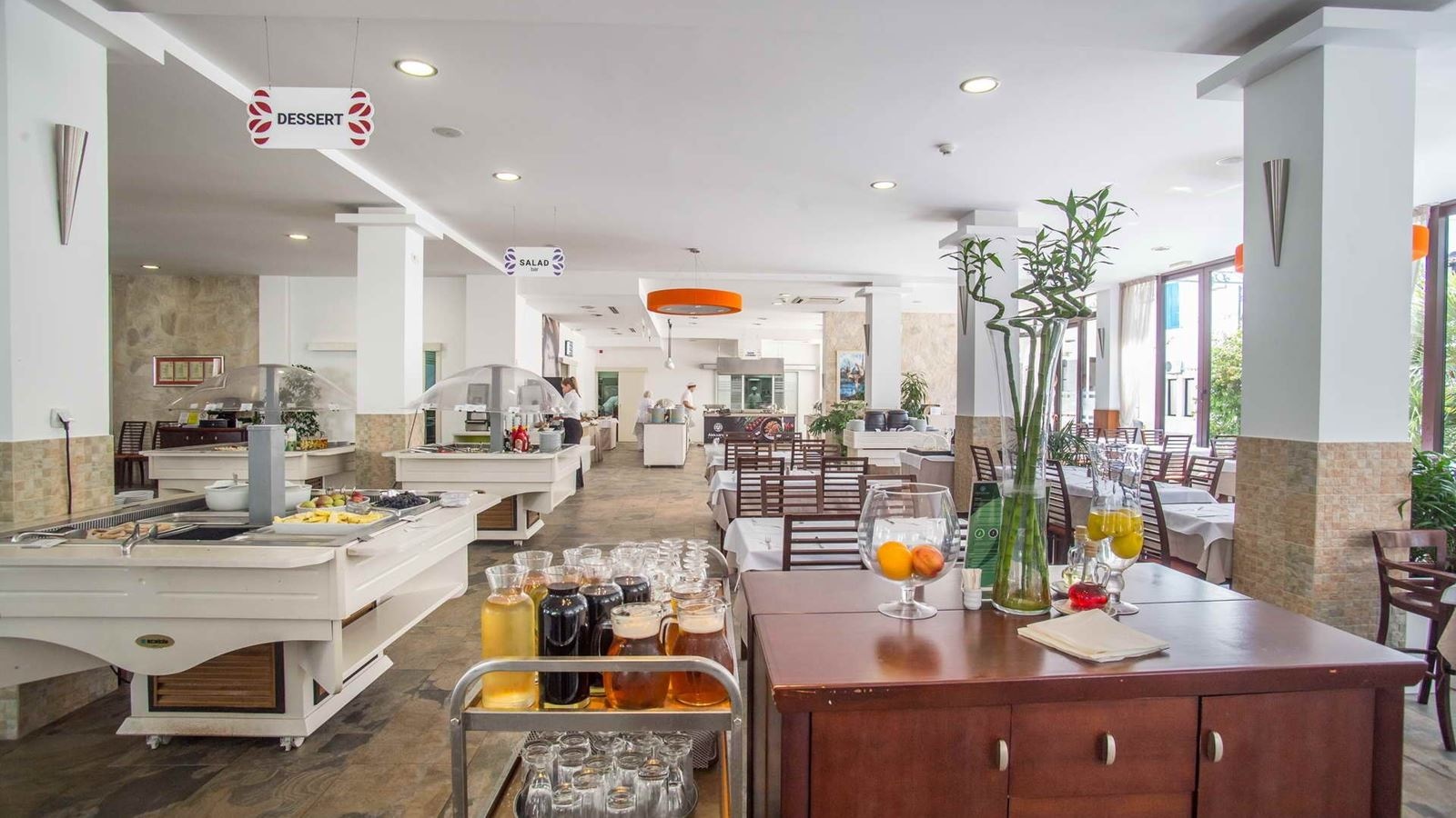 restaurants-main-restaraunt