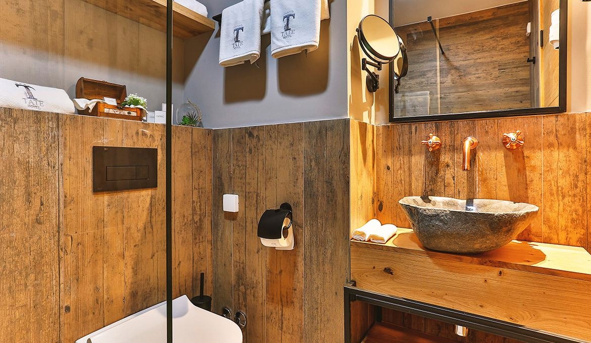 rooms-standard-double-room