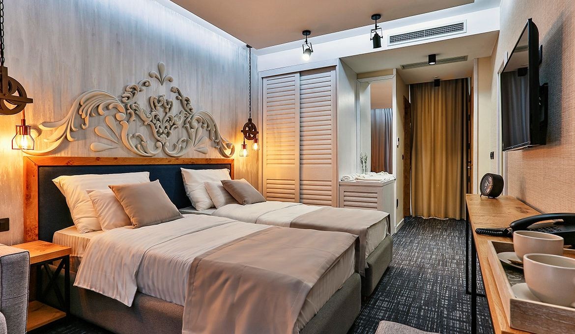 rooms-deluxe-double-room-with-extra-bed