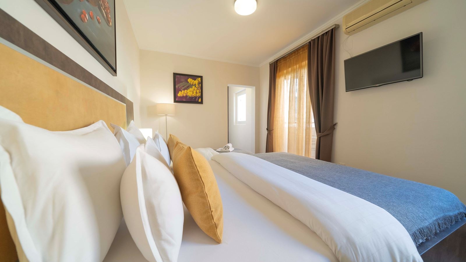 rooms-standard-double-room-with-extra-bed-annex-building