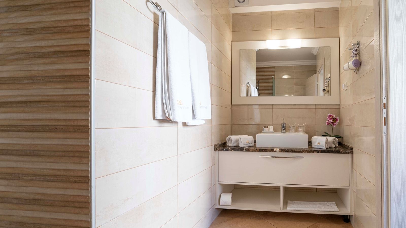 rooms-standard-double-room-with-extra-bed-annex-building