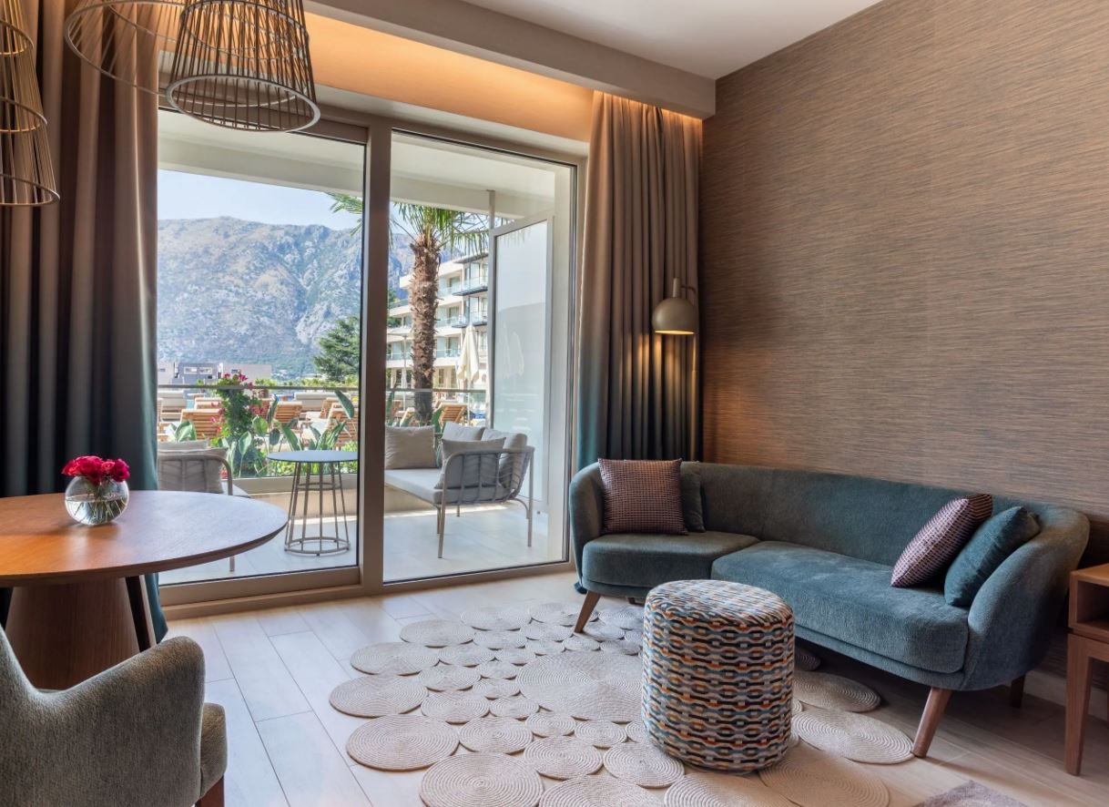 rooms-2-twin-bed-deluxe