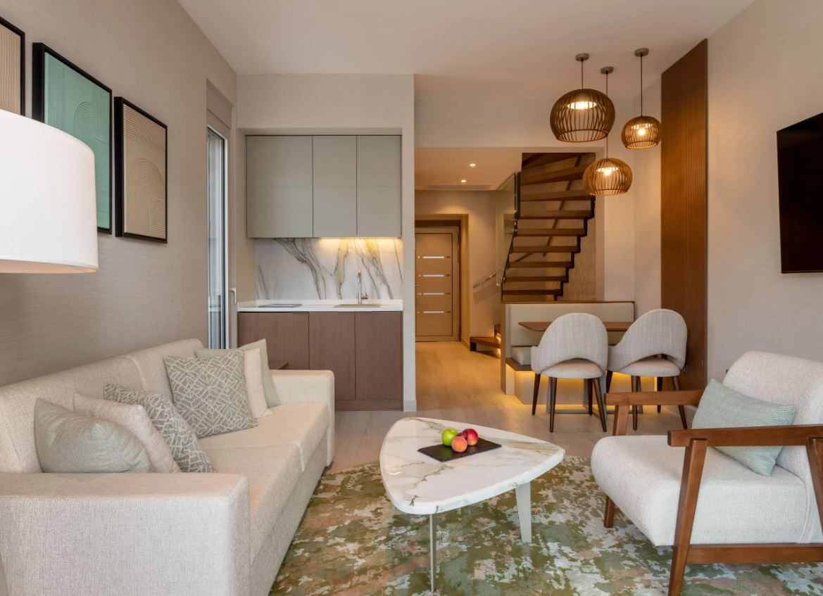 rooms-1-bedroom-apartment-with-poolhot-tub-deluxe