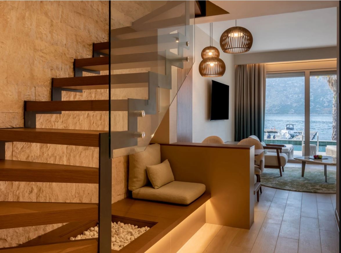 rooms-1-bedroom-apartment-with-poolhot-tub-deluxe