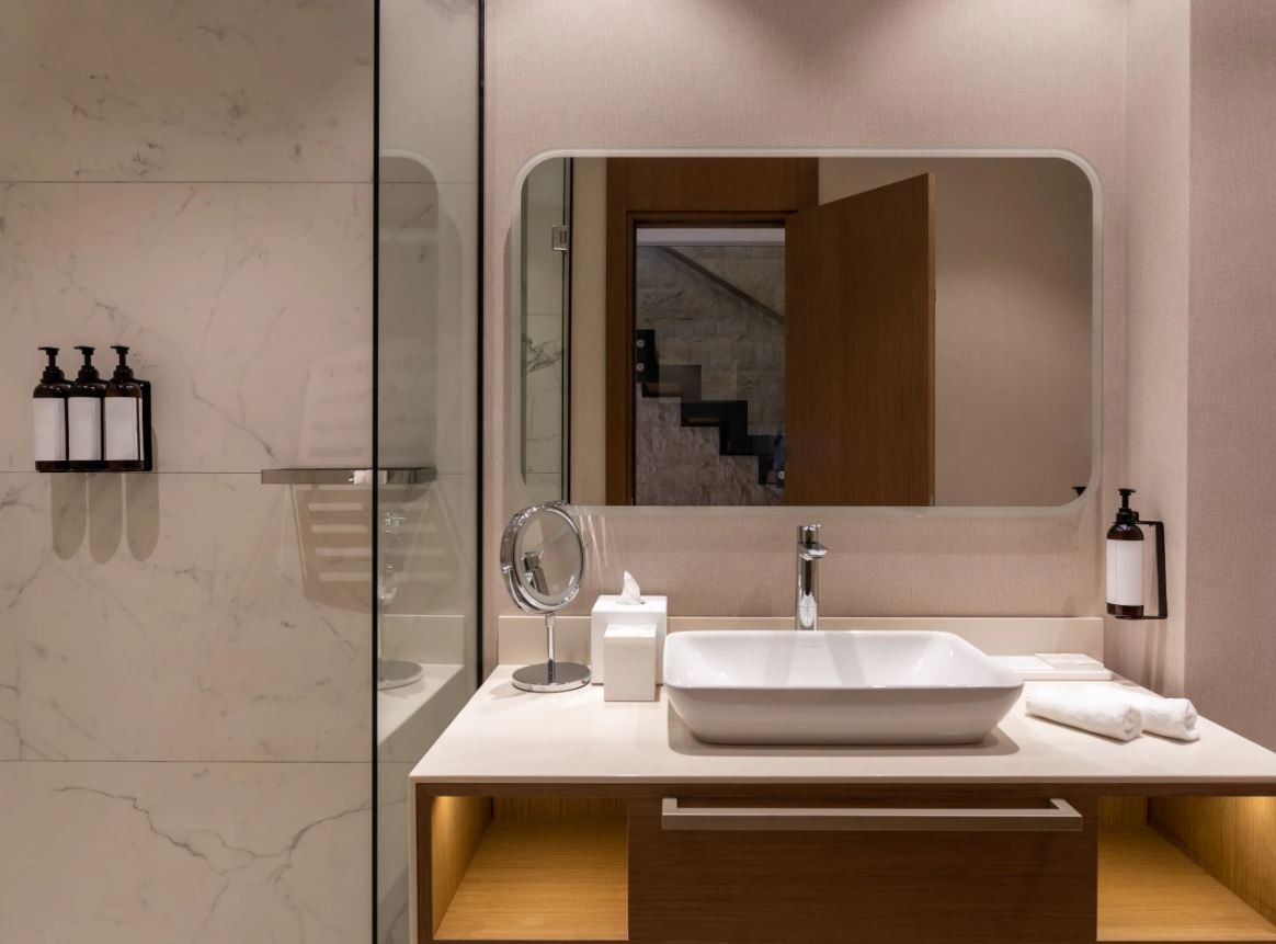 rooms-3-bedroom-apartment-with-hot-tub-deluxe