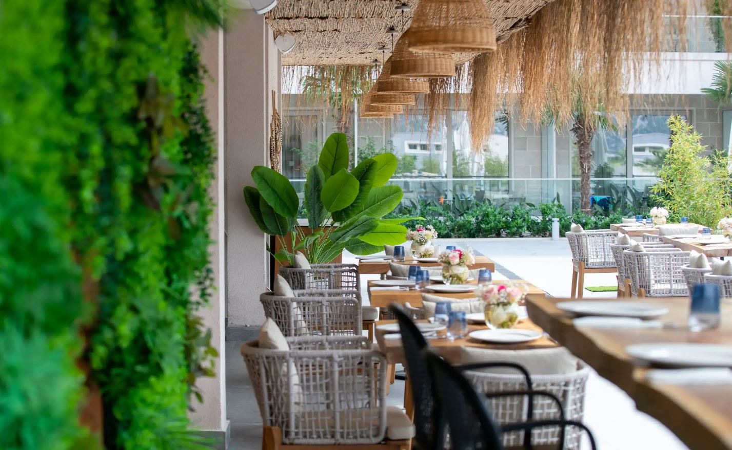 bars-piano-lounge-cafe-bar