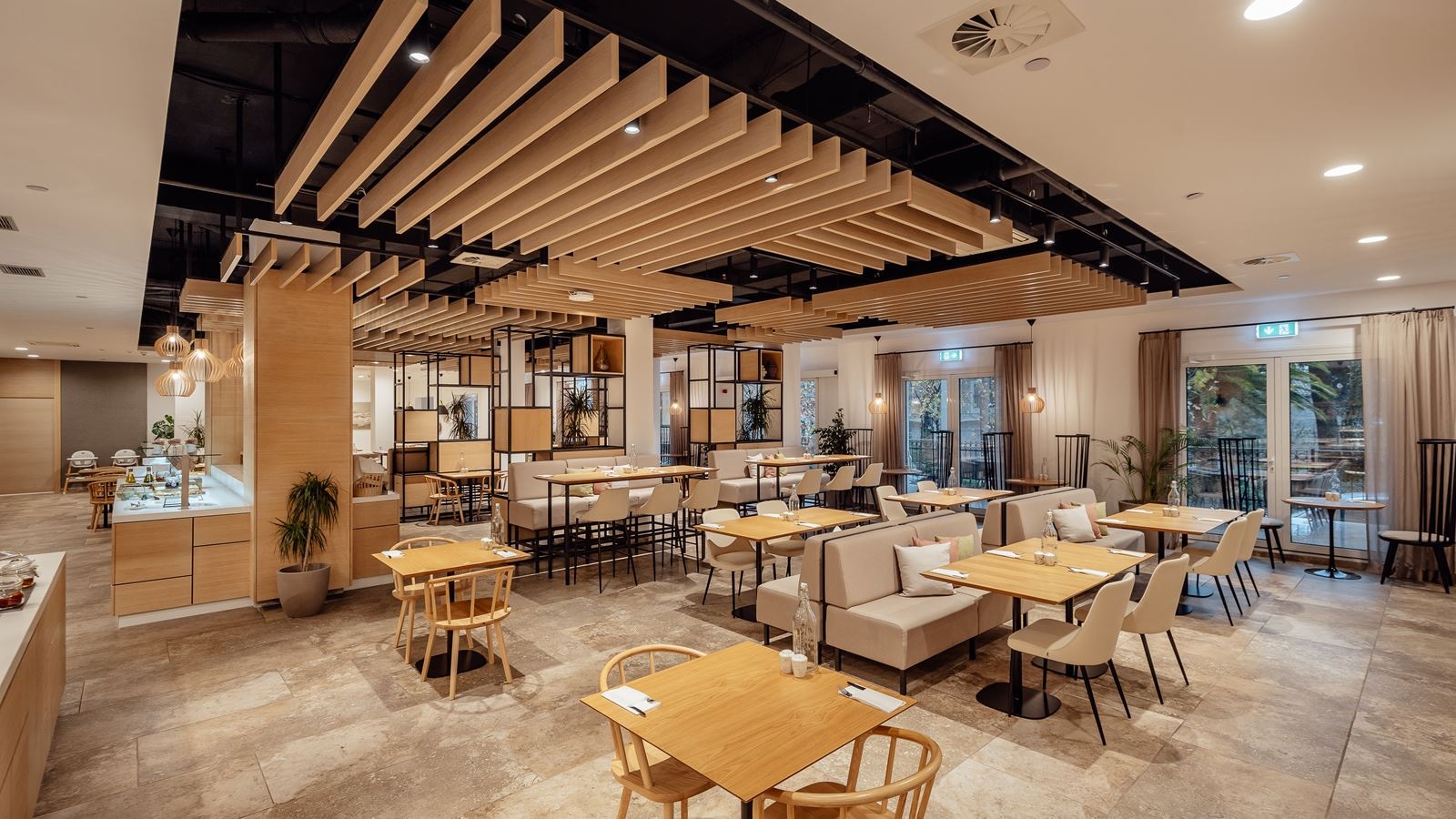 restaurants-main-restaurant