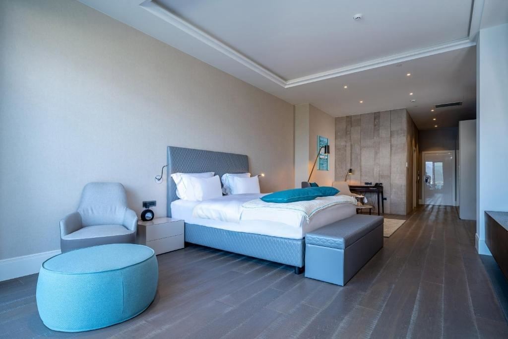 rooms-covet-room-sea-view