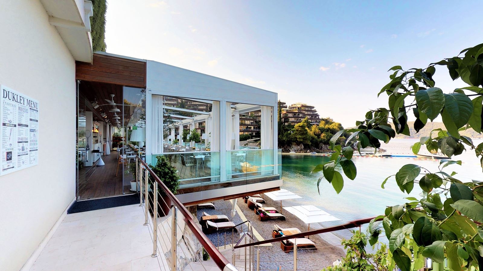 restaurants-dukley-seafront-restaurant