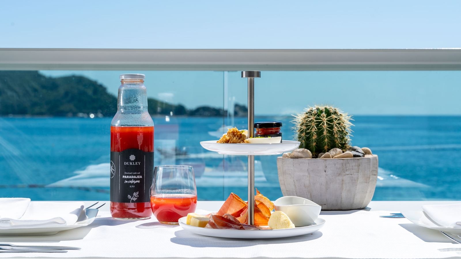 restaurants-dukley-seafront-restaurant