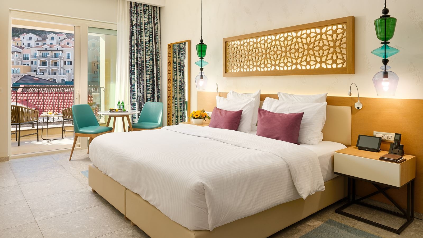 rooms-grand-poolside-room