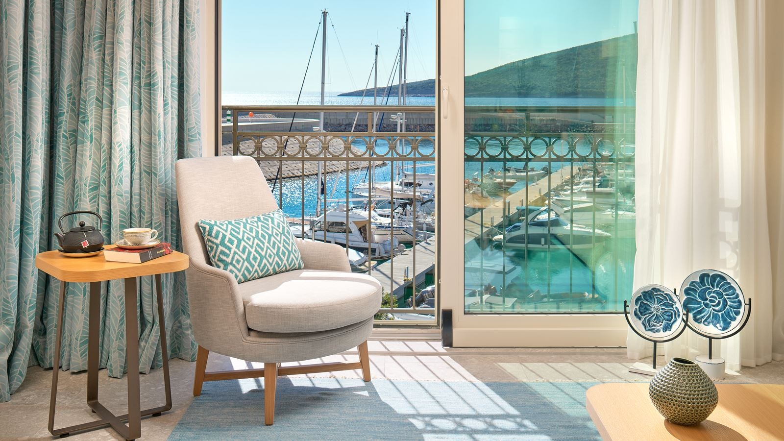 rooms-grand-deluxe-corner-suite-single-use