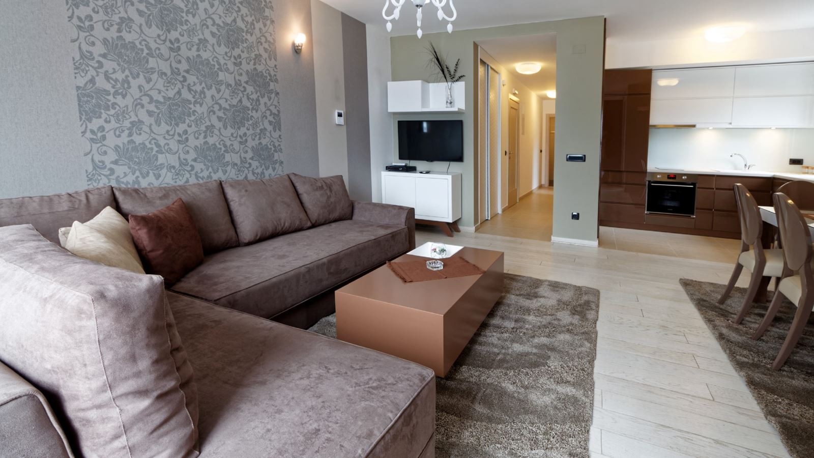 rooms-apartment-two-bedrooms-with-terrace