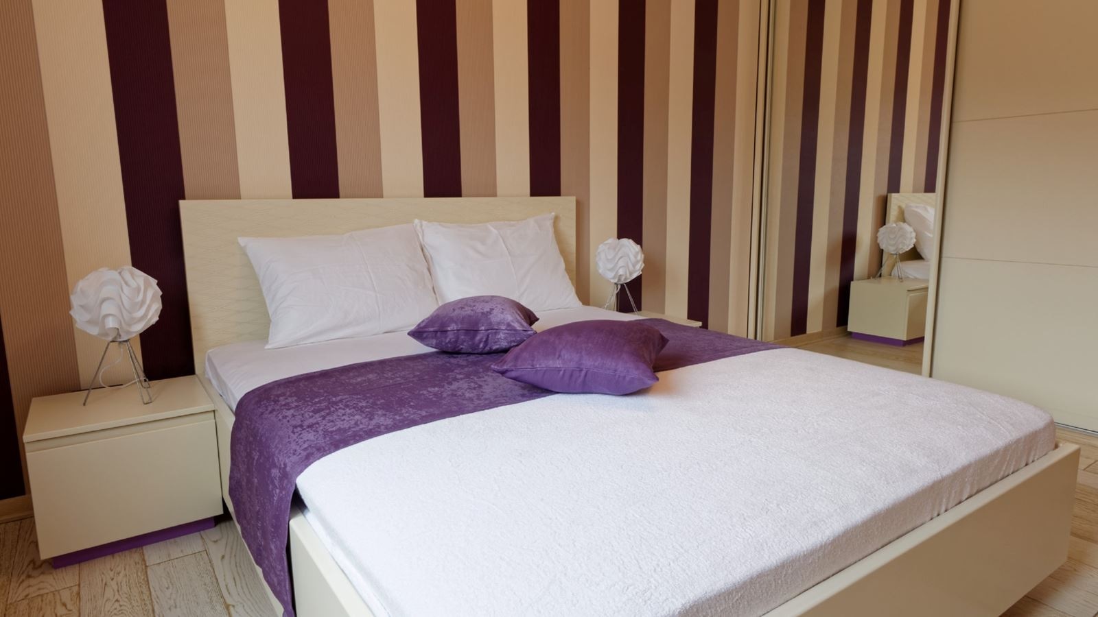 rooms-apartment-two-bedrooms-with-terrace