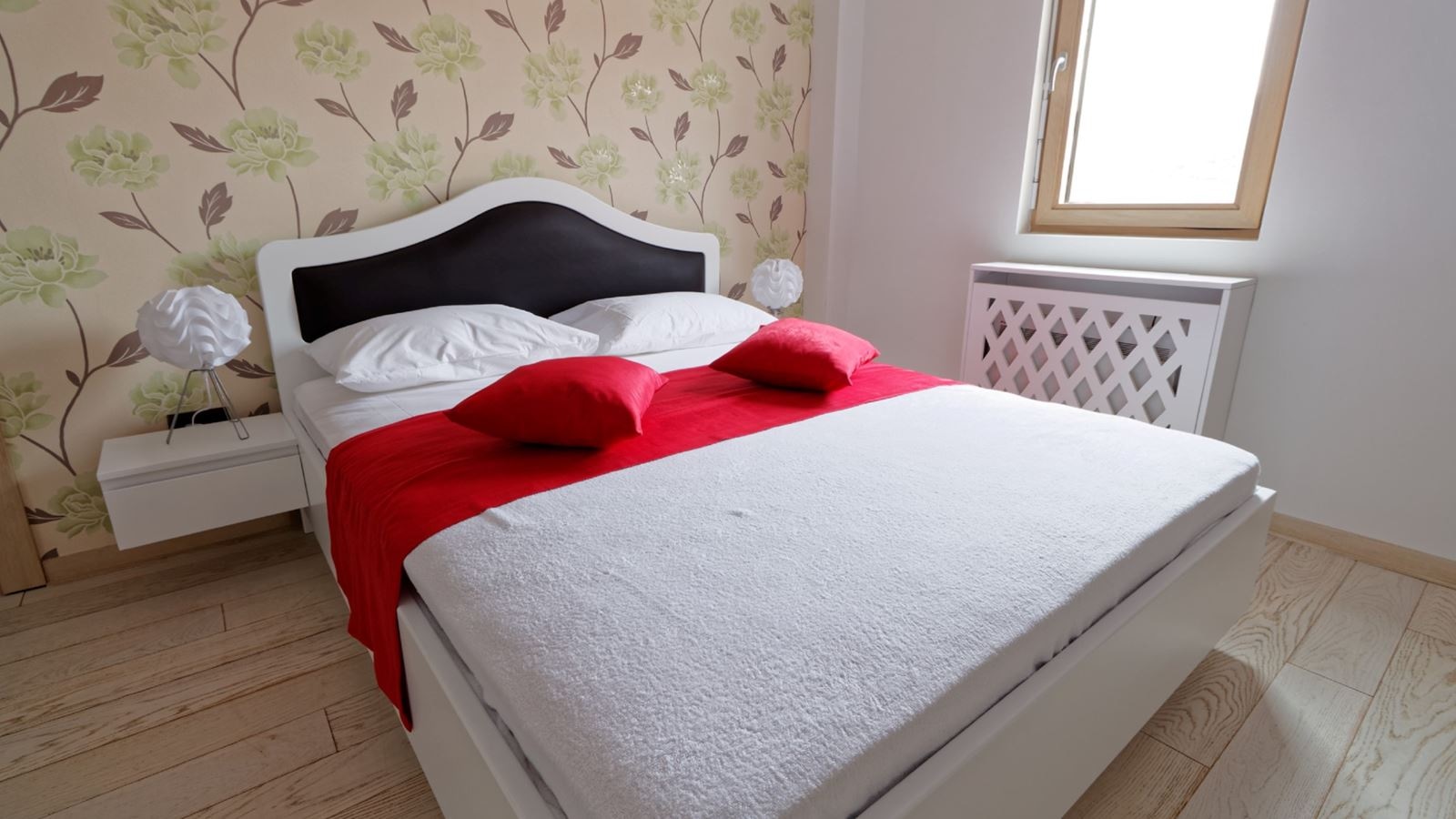 rooms-apartment-sea-view-three-bedrooms