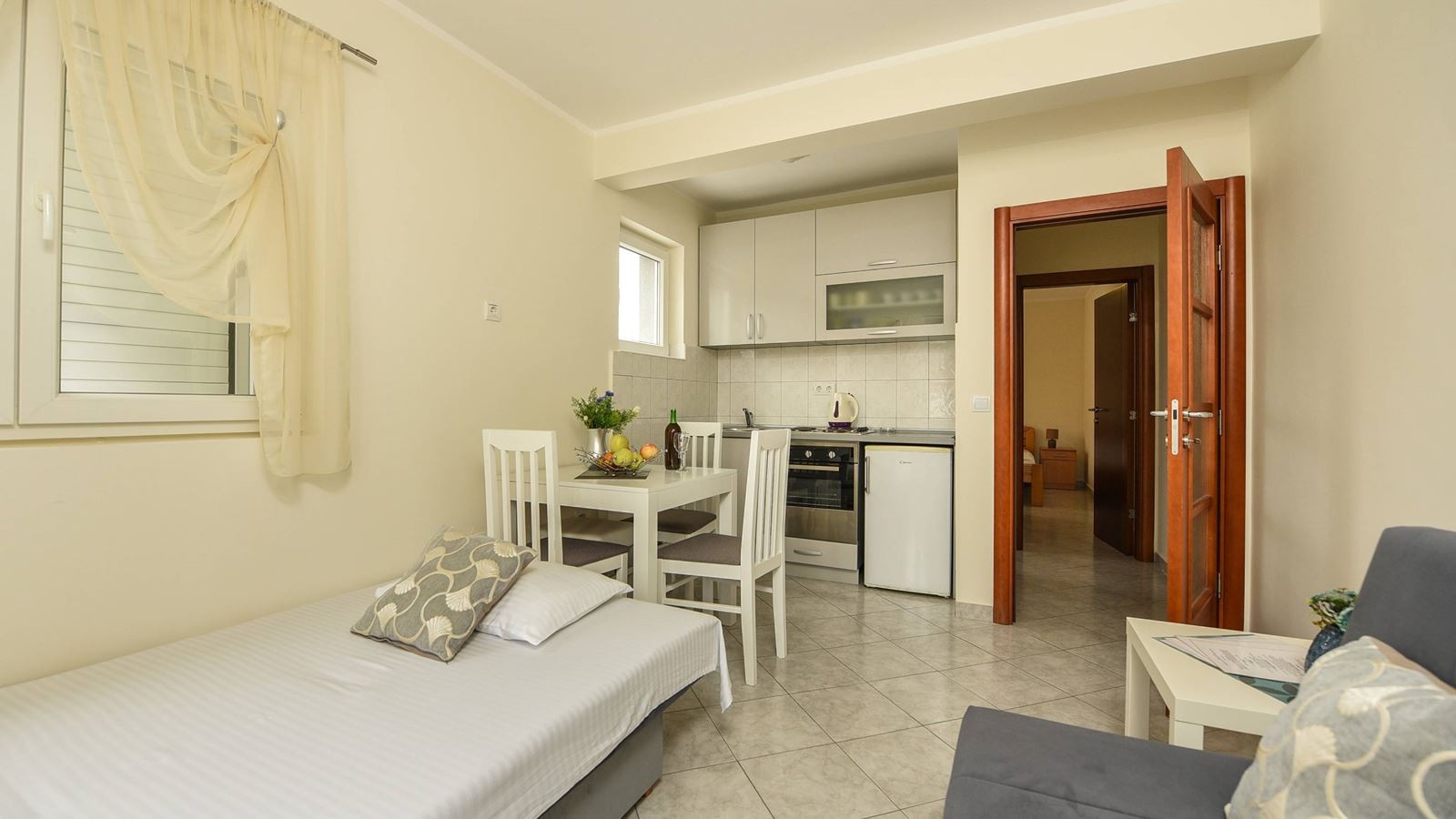 rooms-apartment-capacity-4-one-bedroom