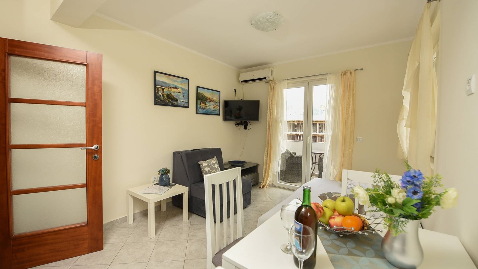 rooms-apartment-capacity-4-one-bedroom