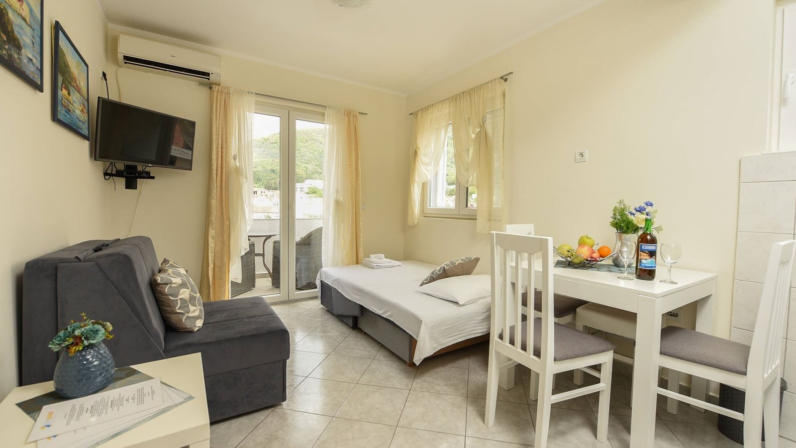 rooms-apartment-capacity-4-one-bedroom