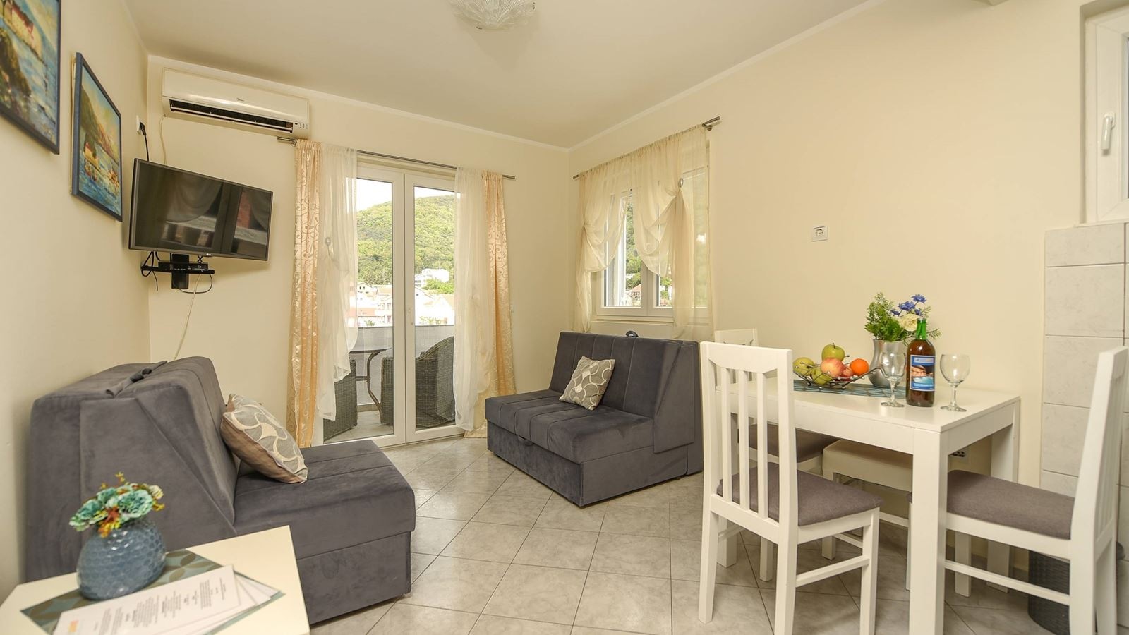 rooms-apartment-capacity-4-one-bedroom