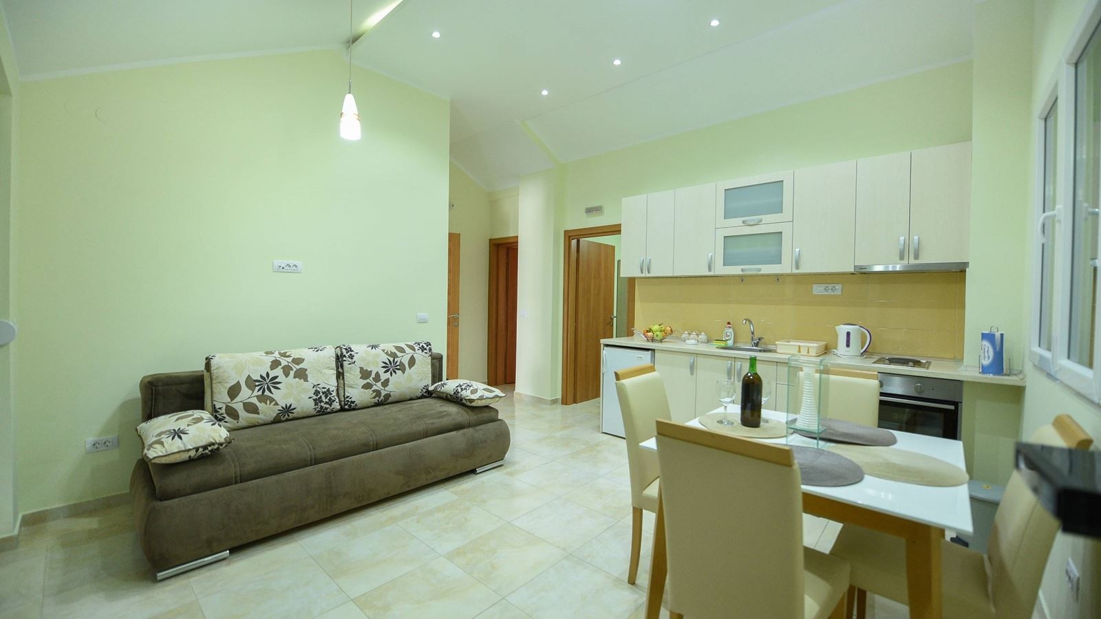 rooms-apartment-sea-view