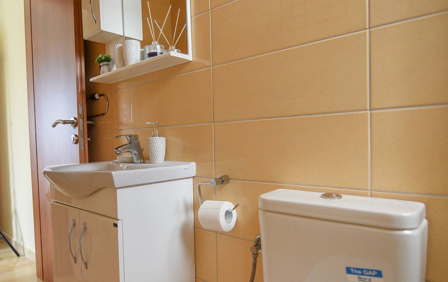 rooms-apartment-sea-view