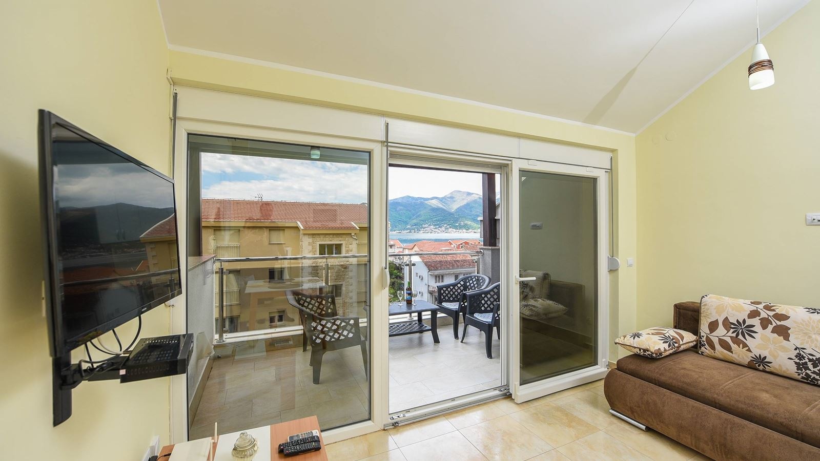 rooms-apartment-sea-view