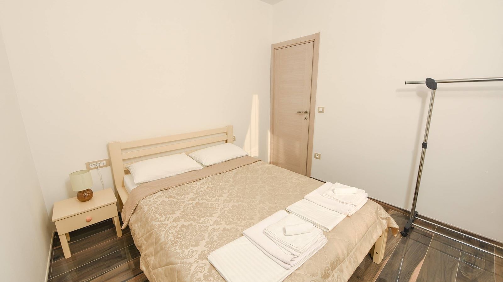 rooms-apartment-three-bedrooms