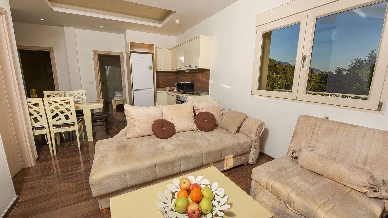 rooms-apartment-three-bedrooms