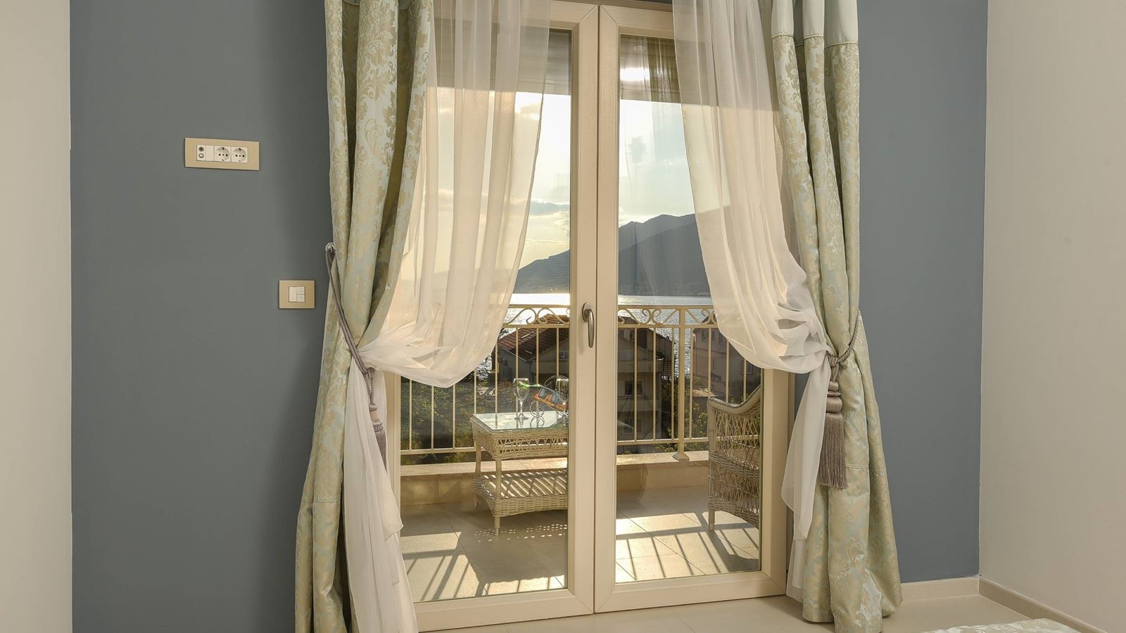 rooms-apartment-two-bedrooms