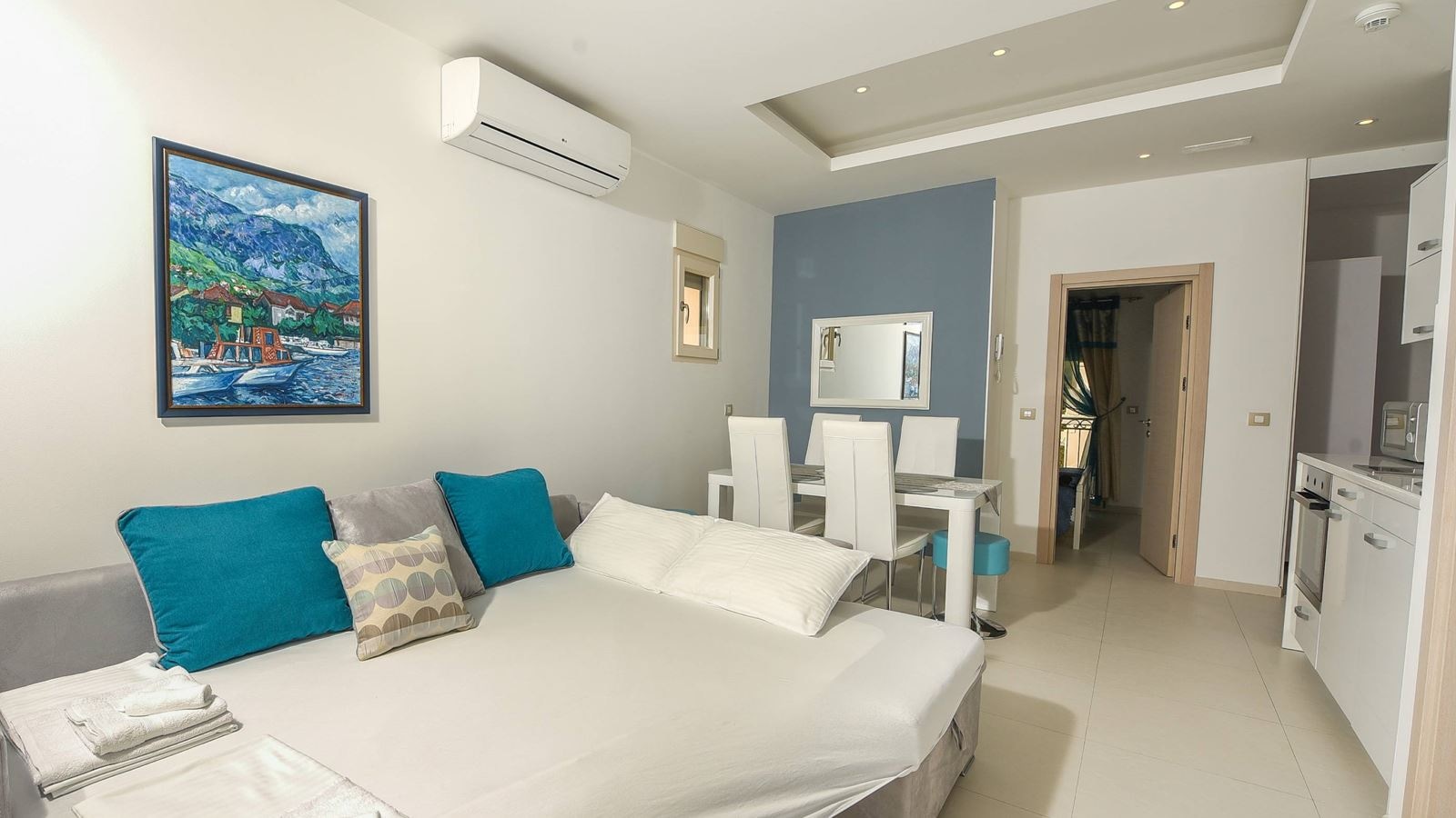 rooms-apartment-two-bedrooms