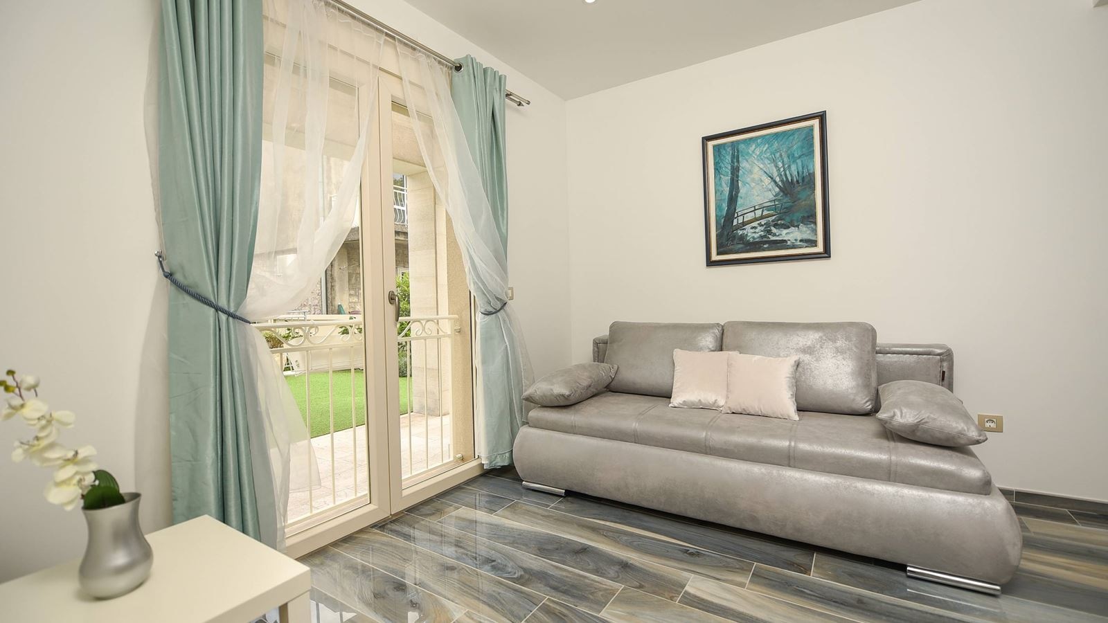 rooms-studio-capacity-5