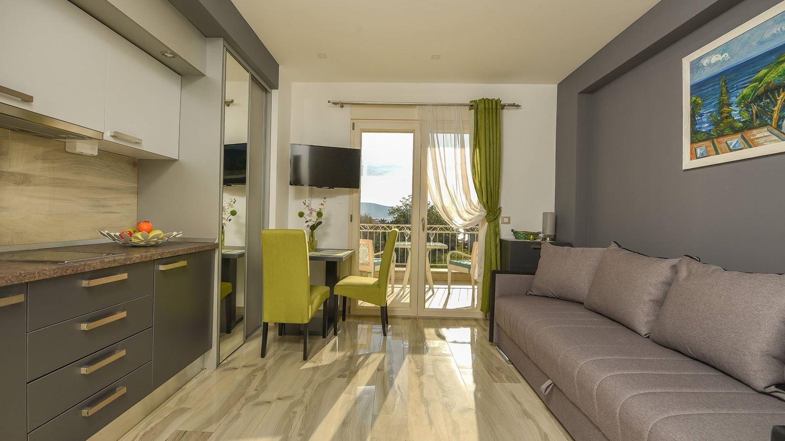 rooms-studio-sea-view-with-balcony