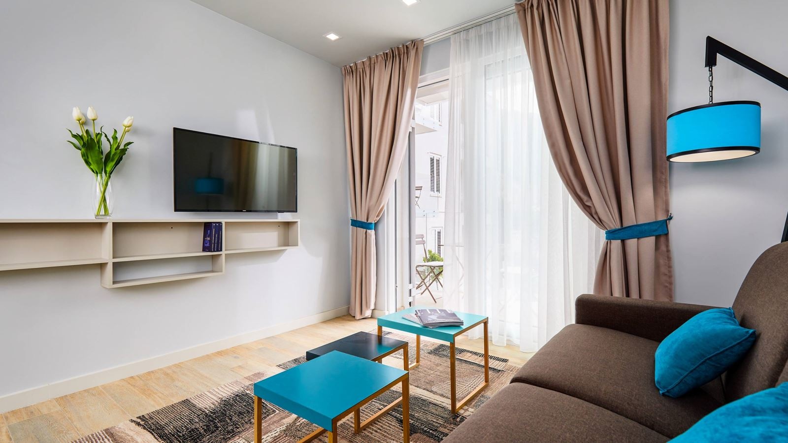 rooms-apartment-deluxe-one-bedroom