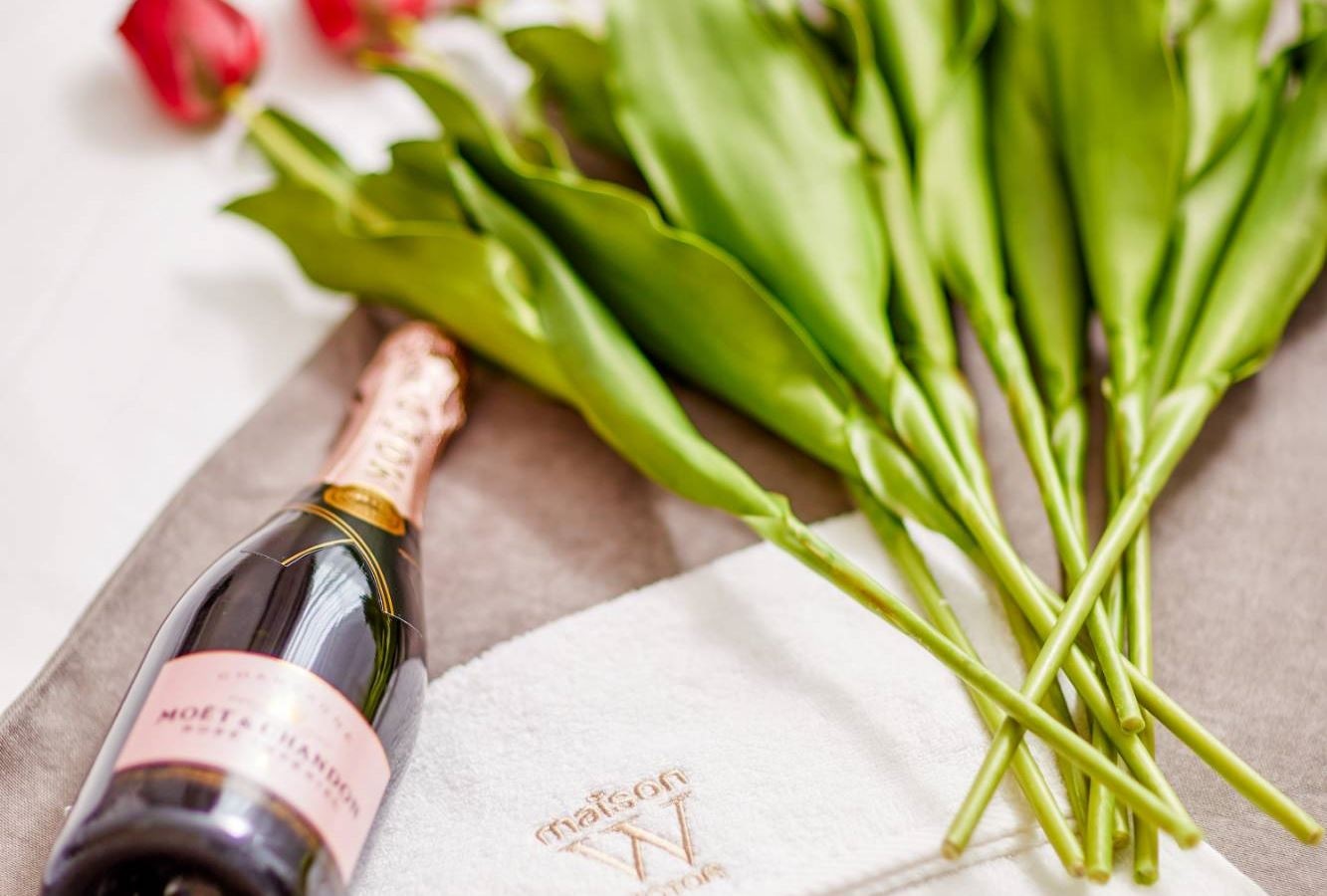 rooms-apartment-deluxe-one-bedroom