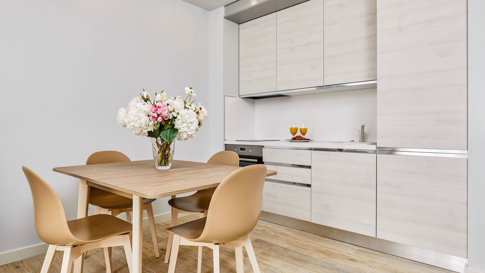 rooms-apartment-deluxe-one-bedroom