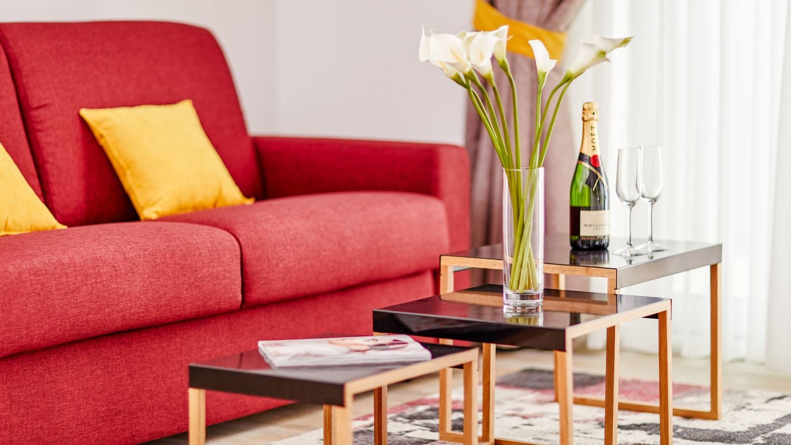 rooms-apartment-deluxe-one-bedroom