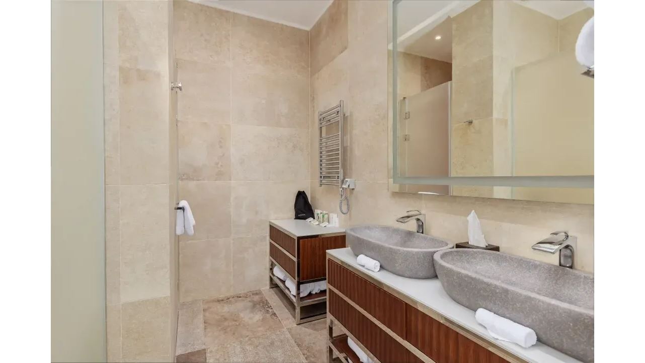 rooms-adriatic-villa-with-jacuzzi-sea-view