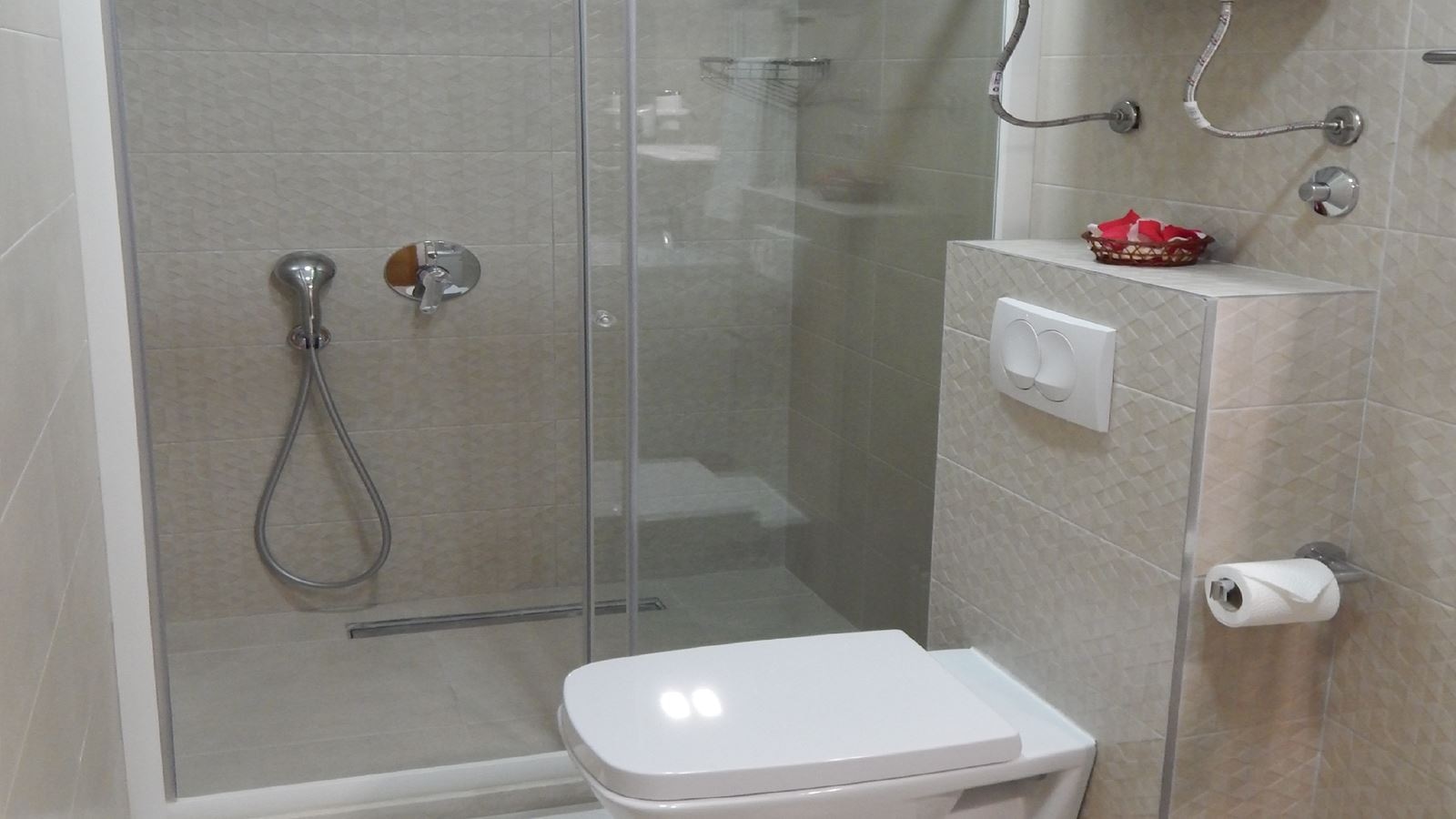 rooms-studio-apartment-02