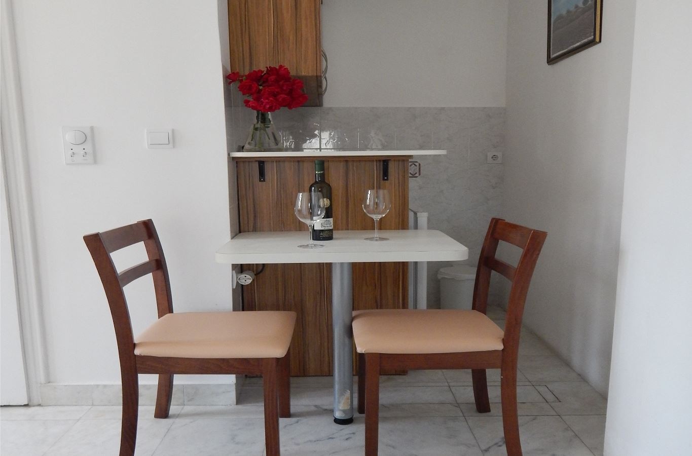 rooms-studio-apartment-02