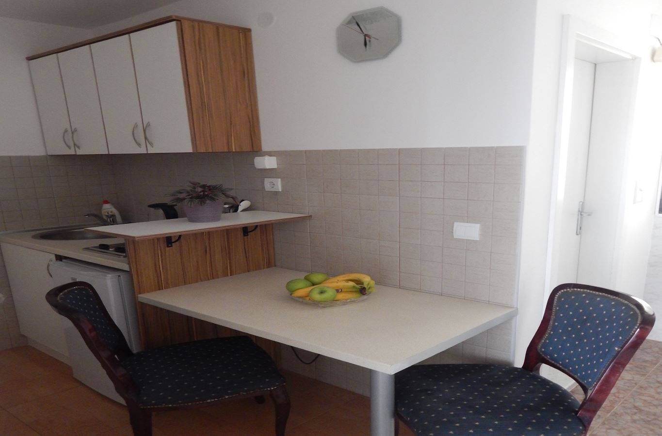 rooms-studio-apartment-02