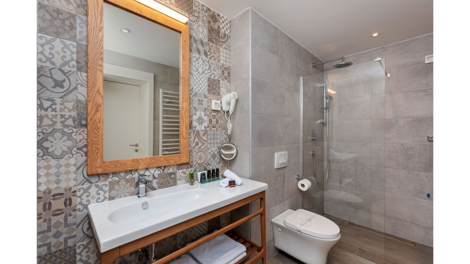 rooms-double-room-with-balcony